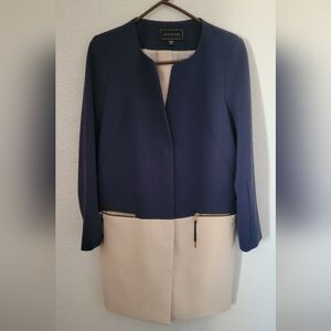 Metaphor Two-Tone Navy & Cream Coat – Chic, Classy & Polished Size: S